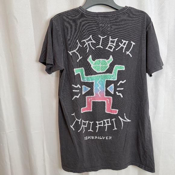 Vintage Y2K Quicksilver Tribal Trippin Tshirt Mens Medium Faded Black - Picture 1 of 10